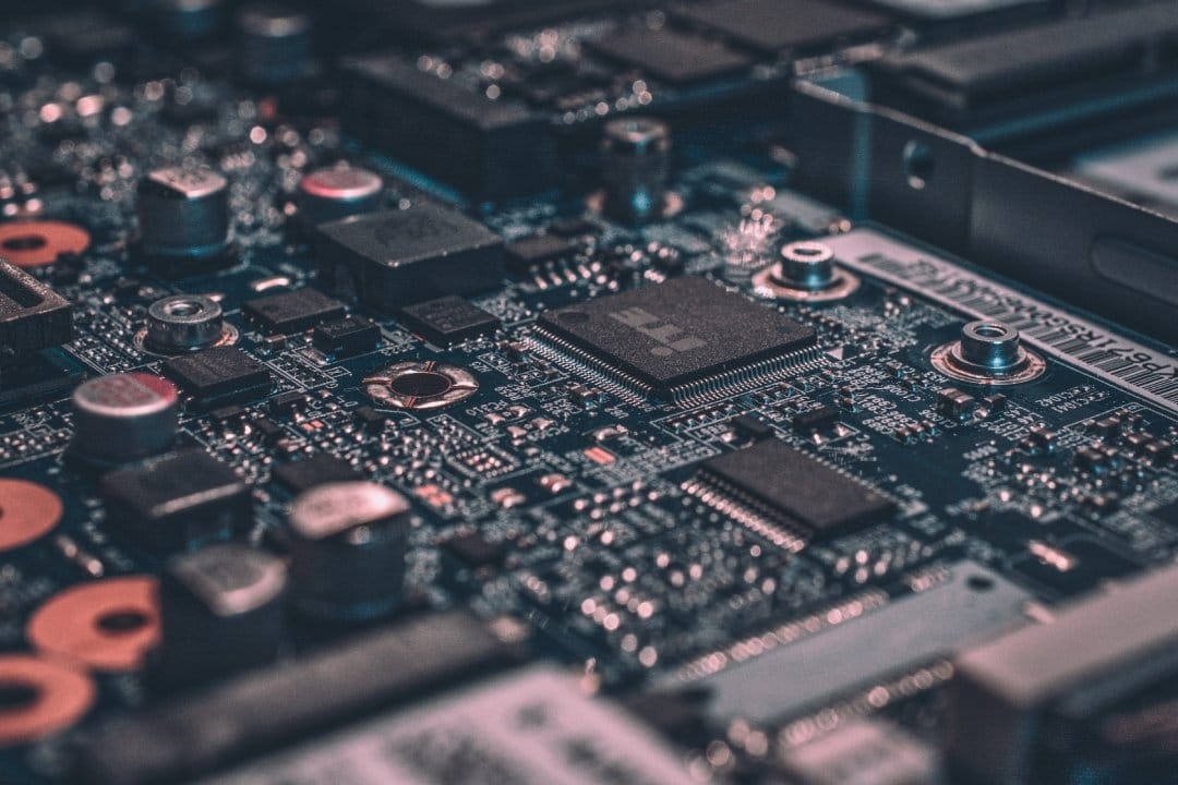 semiconductor-inside-laptop.jpg